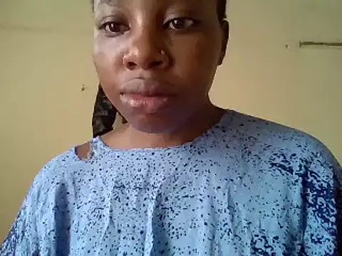Snapshot of Queen_loveer chatting on March 2025 09:12:02 AM Queen loveer online show from March 2025 09:12:02 AM