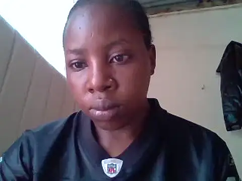 Snapshot of Queen_loveer chatting on March 2025 09:09:01 AM Queen loveer online show from March 2025 09:09:01 AM