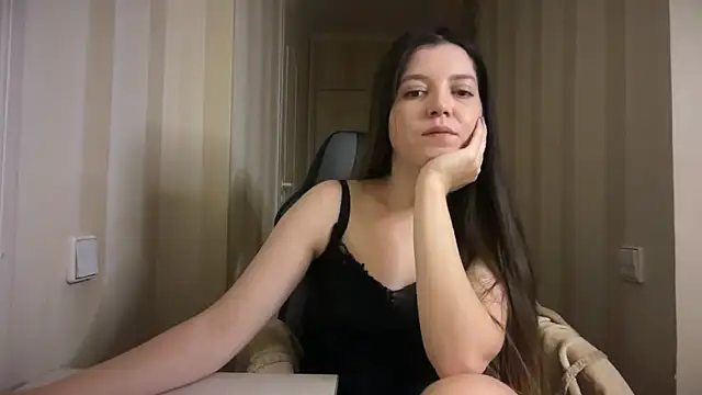 Snapshot of Lina_Most chatting on December 2025 09:43:01 PM Lina Most online show from December 2025 09:43:01 PM