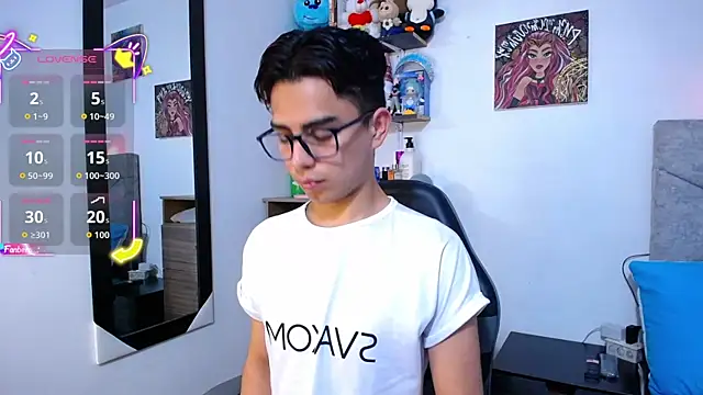 OwenBluee online show from February 2026 02:04:01 PM