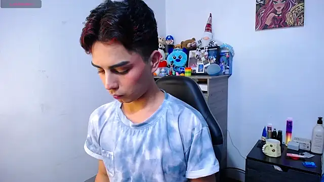 OwenBluee online show from January 2026 05:00:02 AM