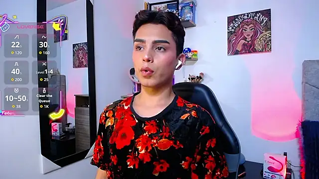 OwenBluee online show from March 2026 08:03:01 AM