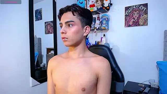 OwenBluee online show from February 2026 05:32:01 PM