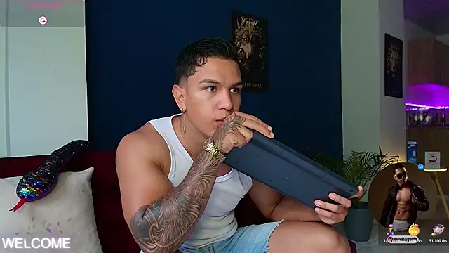 Taylor John online show from November 2025 09:08:02 PM