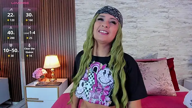 AndreaPink2024 online show from December 2025 01:28:02 PM