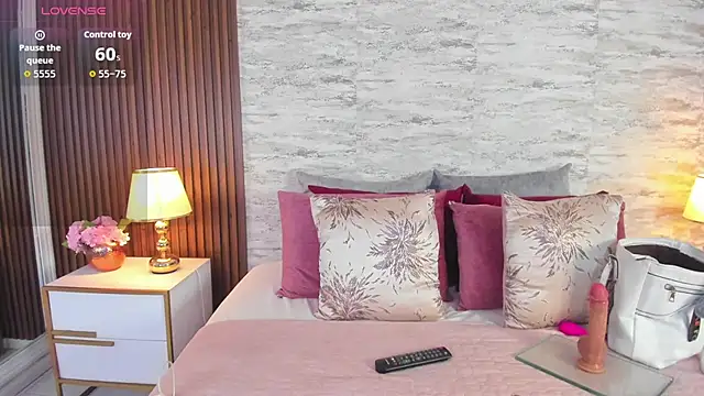 AndreaPink2024 online show from January 2026 12:32:01 PM