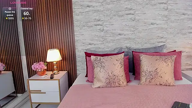 AndreaPink2024 online show from October 2025 01:31:01 PM