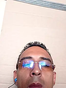 Snapshot of paisa233 chatting on September 2025 03:23:02 PM paisa233 online show from September 2025 03:23:02 PM