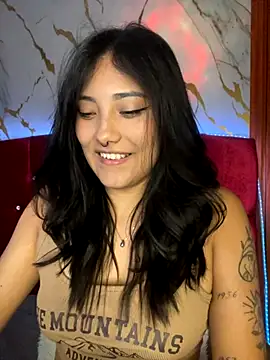 Snapshot of angellique_22 chatting on October 2025 05:41:01 AM angellique 22 online show from October 2025 05:41:01 AM