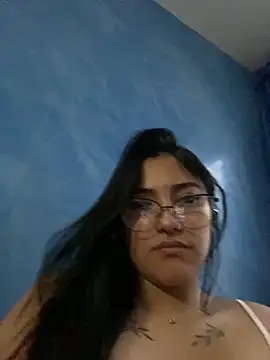 Snapshot of angellique_22 chatting on September 2025 09:43:02 PM angellique 22 online show from September 2025 09:43:02 PM