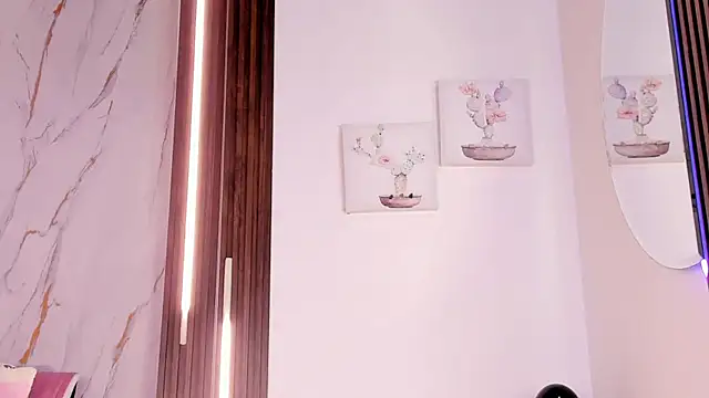 mia six66 online show from March 2026 12:04:02 PM