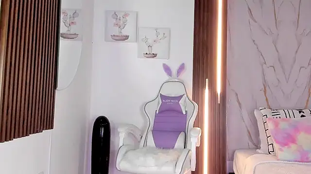 Snapshot of mia_six66 chatting on November 2025 11:53:02 AM mia six66 online show from November 2025 11:53:02 AM