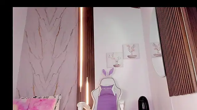 Snapshot of mia_six66 chatting on November 2025 11:48:01 AM mia six66 online show from November 2025 11:48:01 AM