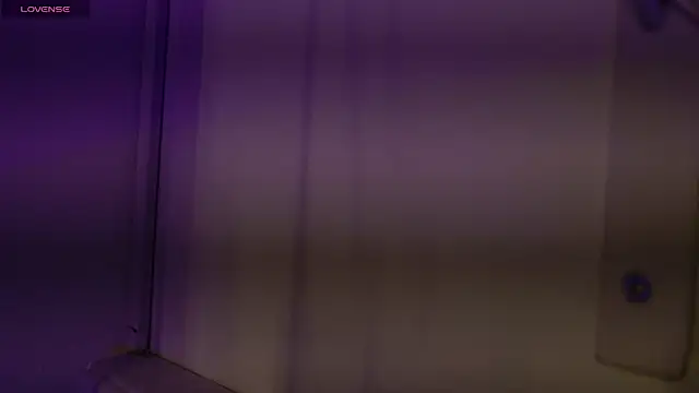 Snapshot of mia_six66 chatting on November 2025 05:27:01 PM mia six66 online show from November 2025 05:27:01 PM