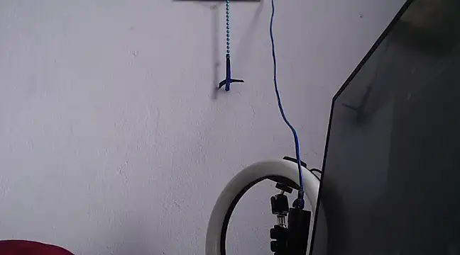 Snapshot of Zafiro_subversiva chatting on March 2025 08:32:02 PM Zafiro subversiva online show from March 2025 08:32:02 PM