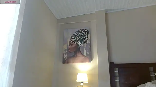 hillary foox online show from November 2025 06:33:02 PM