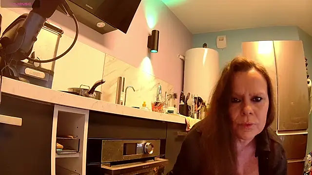 Endrocleia online show from March 2026 01:10:01 AM