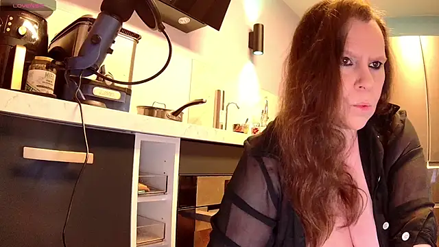 Endrocleia online show from March 2026 02:12:02 AM