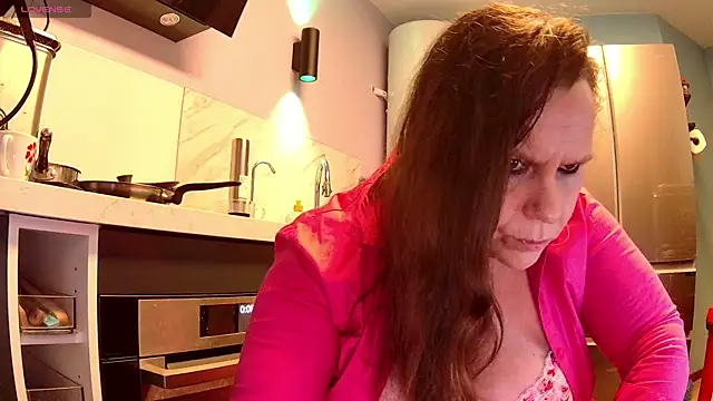 Snapshot of Endrocleia chatting on March 2025 11:11:02 PM Endrocleia online show from March 2025 11:11:02 PM