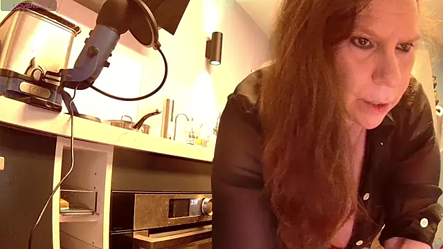 Endrocleia online show from March 2026 01:23:01 AM