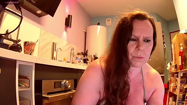 Endrocleia online show from May 2026 11:34:02 PM
