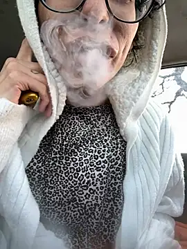 Snapshot of myloveforyouu chatting on March 2026 01:00:02 PM myloveforyouu online show from March 2026 01:00:02 PM