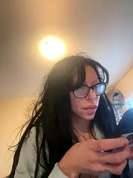 Snapshot of myloveforyouu chatting on December 2025 02:00:02 PM myloveforyouu online show from December 2025 02:00:02 PM