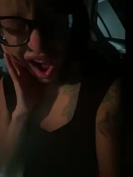 Snapshot of myloveforyouu chatting on March 2026 02:27:02 AM myloveforyouu online show from March 2026 02:27:02 AM