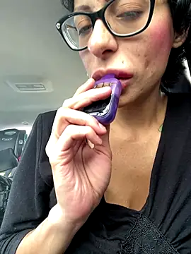 myloveforyouu online show from November 2025 09:08:02 PM