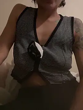 Snapshot of myloveforyouu chatting on February 2026 05:51:01 AM myloveforyouu online show from February 2026 05:51:01 AM