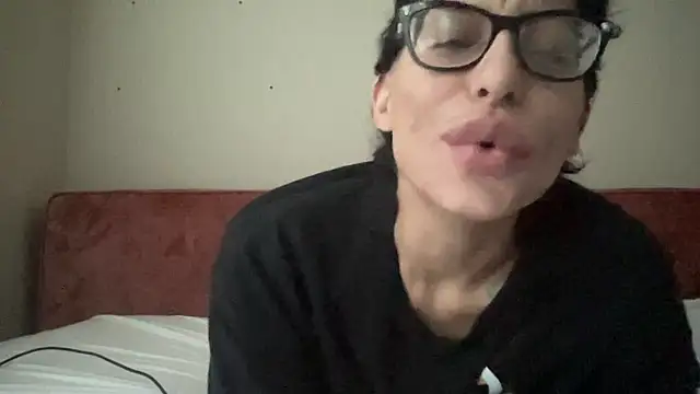 myloveforyouu online show from June 2026 12:55:01 AM