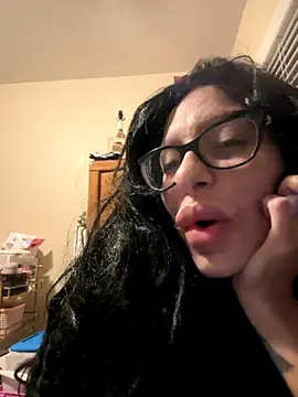 myloveforyouu online show from October 2025 05:42:01 AM