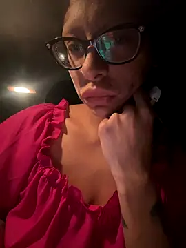 myloveforyouu online show from October 2025 11:22:02 AM
