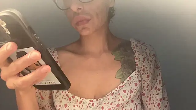 Snapshot of myloveforyouu chatting on April 2026 11:54:02 PM myloveforyouu online show from April 2026 11:54:02 PM