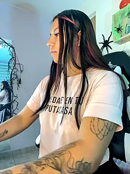 Ivann4 online show from October 2025 03:23:02 PM