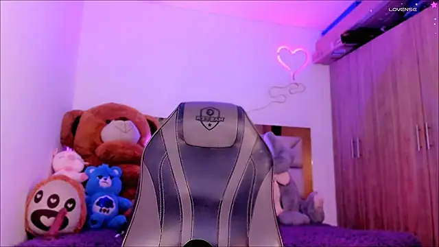 Lucidollts  online show from February 2025 05:52:02 AM