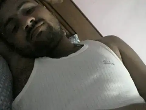 Snapshot of lallantoplonda chatting on March 2026 04:45:01 PM lallantoplonda online show from March 2026 04:45:01 PM