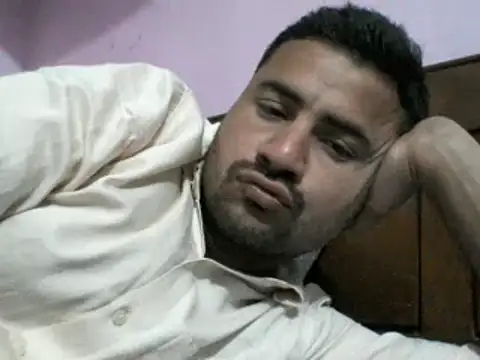 Snapshot of lallantoplonda chatting on March 2026 03:06:01 AM lallantoplonda online show from March 2026 03:06:01 AM