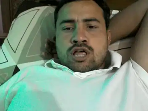 Snapshot of lallantoplonda chatting on March 2026 06:46:01 AM lallantoplonda online show from March 2026 06:46:01 AM