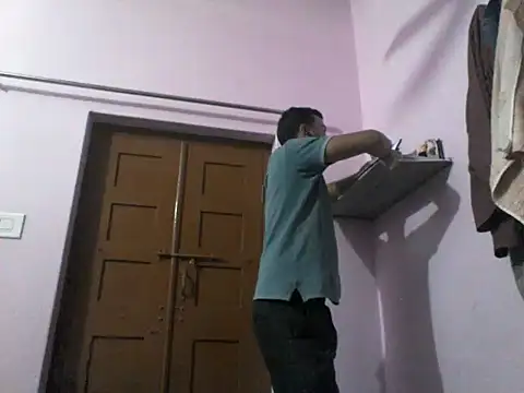 Snapshot of lallantoplonda chatting on February 2026 04:17:02 PM lallantoplonda online show from February 2026 04:17:02 PM