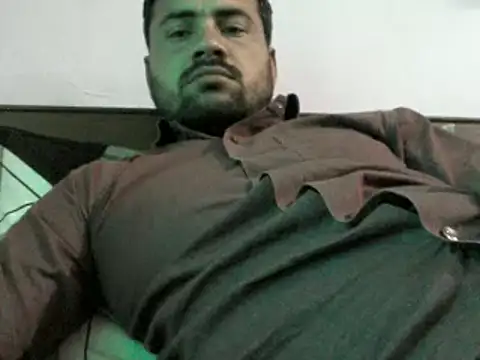 Snapshot of lallantoplonda chatting on February 2026 03:07:02 AM lallantoplonda online show from February 2026 03:07:02 AM