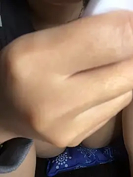 Girllikesexx2 online show from February 2026 07:02:01 AM