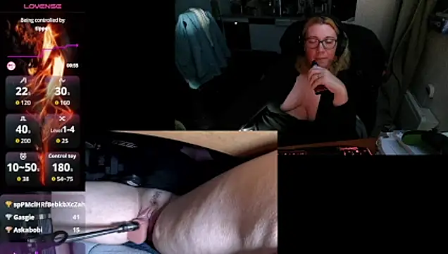 lili-hot-77 online show from October 2025 05:18:02 AM