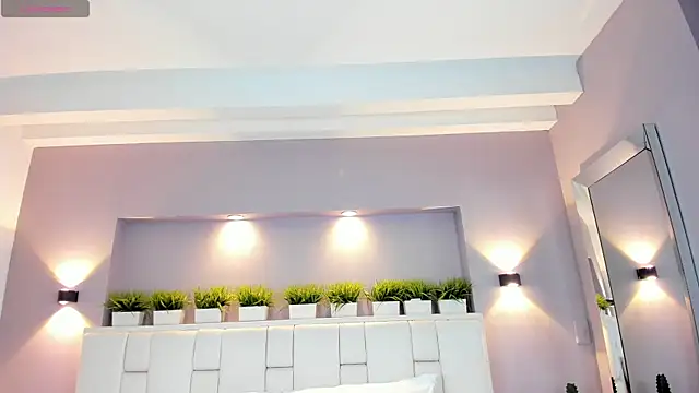 HelenaRoos online show from November 2025 07:03:01 PM