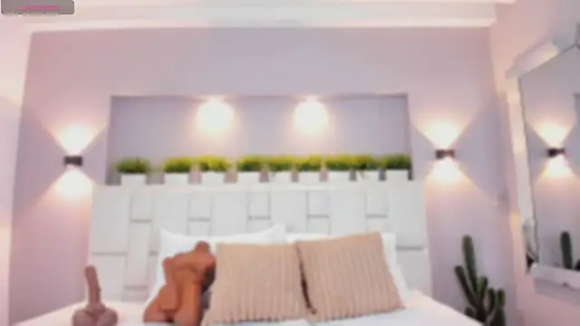 HelenaRoos online show from February 2026 07:38:01 PM