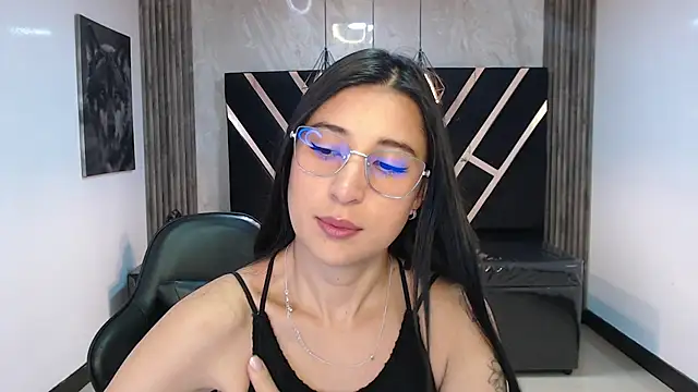 lizzyluk ch online show from January 2026 12:19:01 PM