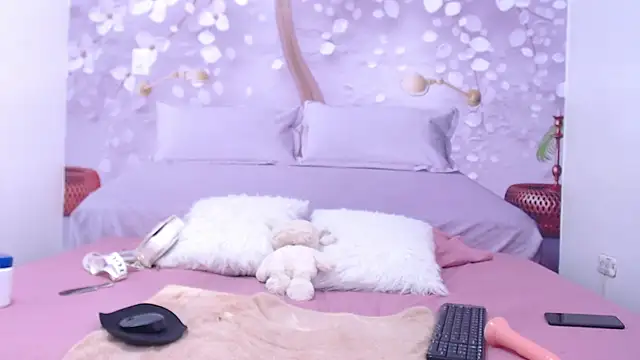 Luluu 08 online show from September 2025 07:20:02 PM