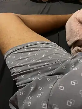 gomespauz online show from March 2026 02:01:02 AM