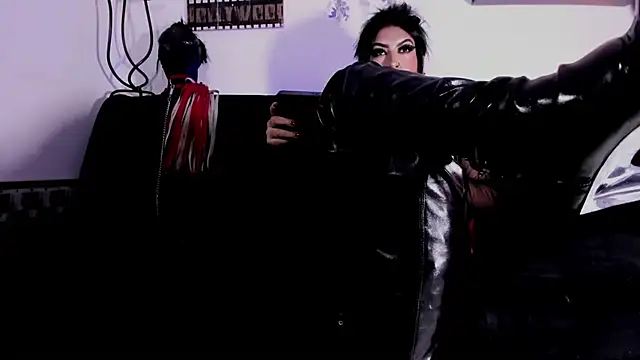luna lank7 online show from April 2026 02:27:02 AM
