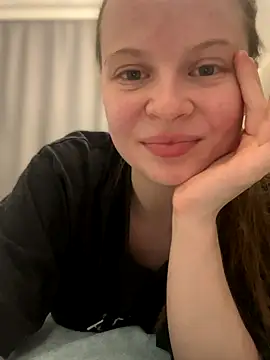 wrenlie online show from November 2025 05:17:02 PM